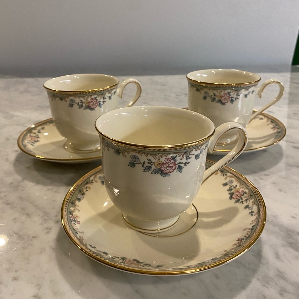Lenox Spring Vista  Cream and Gold Floral cup and saucer. Set of 3